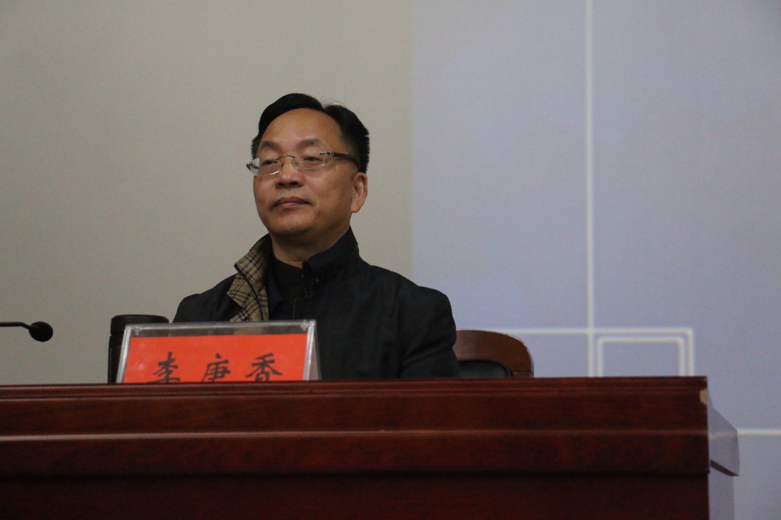 1542945984886959.jpg 1542945984886959.jpg